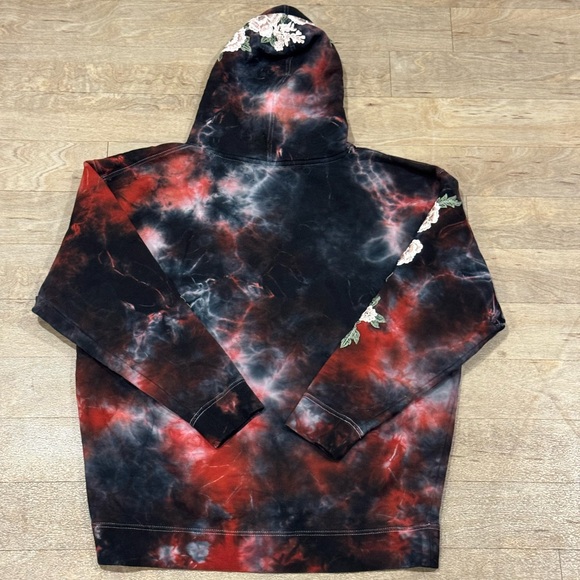 Civil Regime Lava Wash White Rose Embroidery Sweatshirt Size Large - Picture 5 of 5